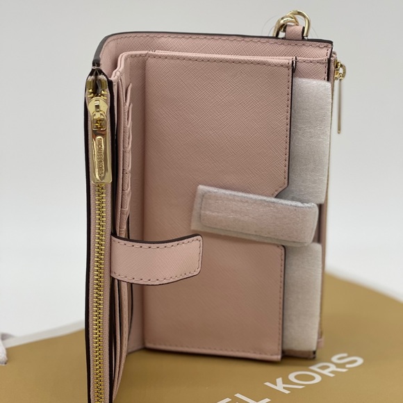 Michael Kors Double Zip Wallet Wristlet - Picture 10 of 11